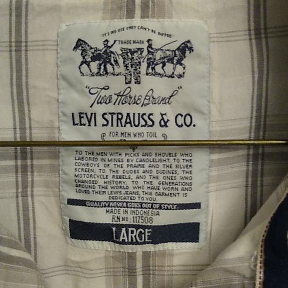 Levi Strauss Snap Front Western Shirt - Picture 3 of 7